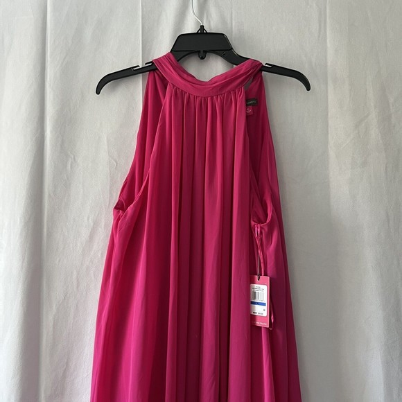 ***FREE SHIPPING*** Vince Camuto Women's Halter Jumpsuit Pomegranate Pink Romper - Picture 3 of 8